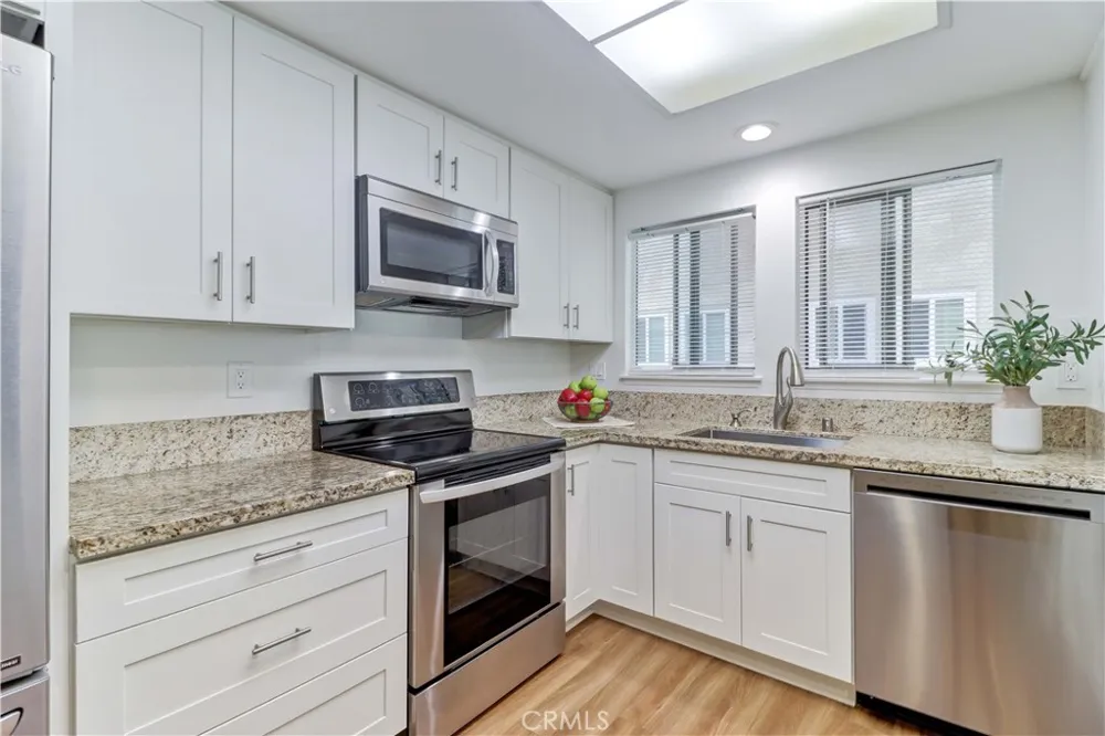 2251 Via Mariposa E #O Laguna Woods, CA 92637