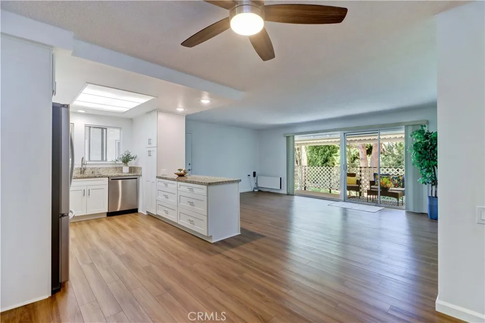2251 Via Mariposa E #O Laguna Woods, CA 92637