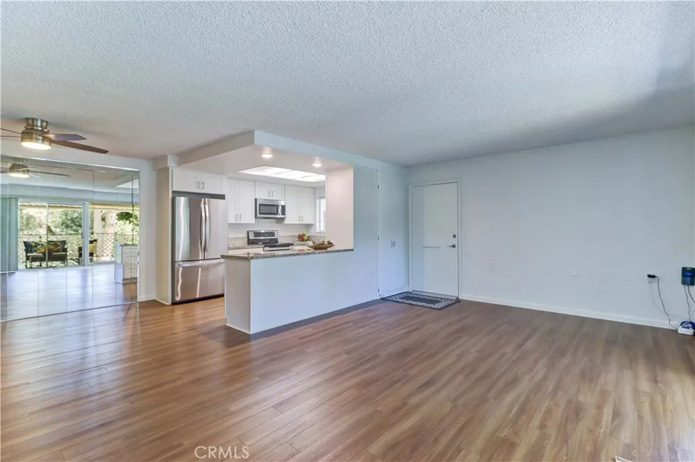 2251 Via Mariposa E #O Laguna Woods, CA 92637
