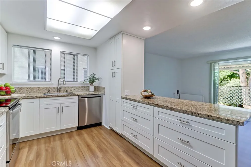 2251 Via Mariposa E #O Laguna Woods, CA 92637