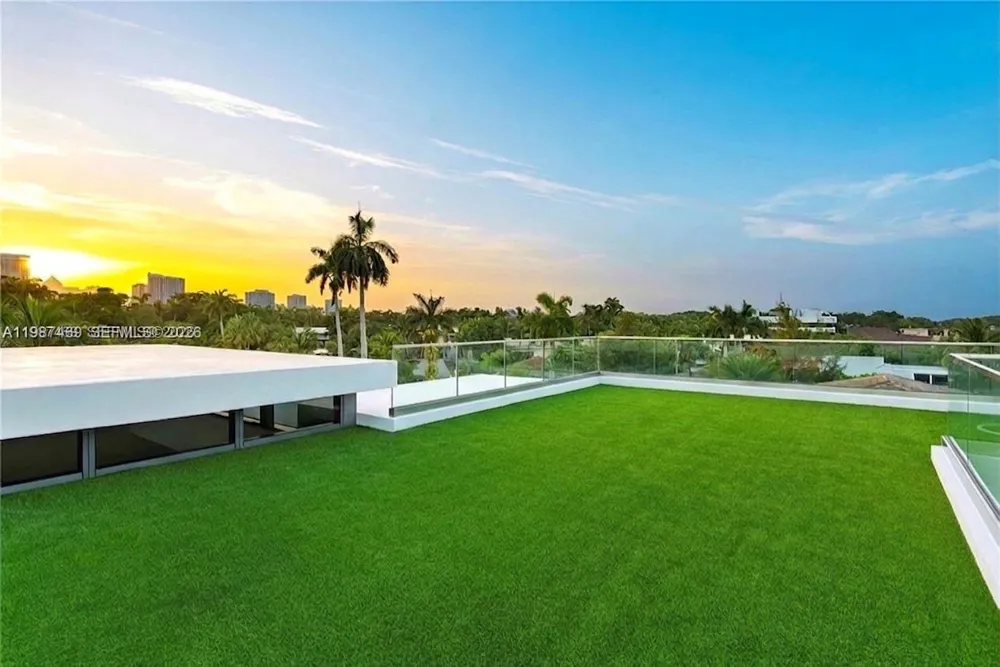 440 Mola Ave Fort Lauderdale, FL 33301