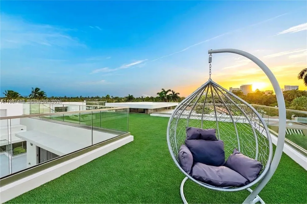 440 Mola Ave Fort Lauderdale, FL 33301
