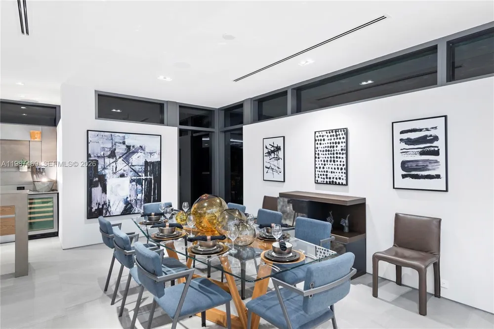 440 Mola Ave Fort Lauderdale, FL 33301