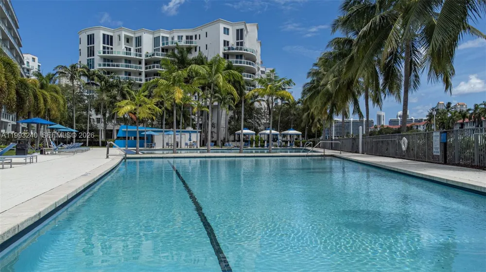 2950 NE 188th St #139 Aventura, FL 33180