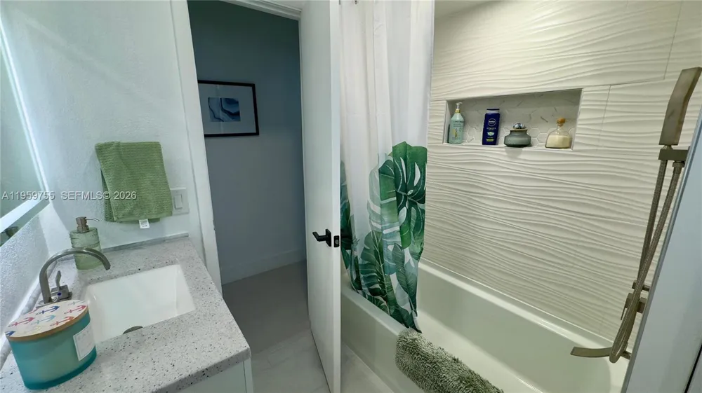 6705 Ficus Dr Miramar, FL 33023