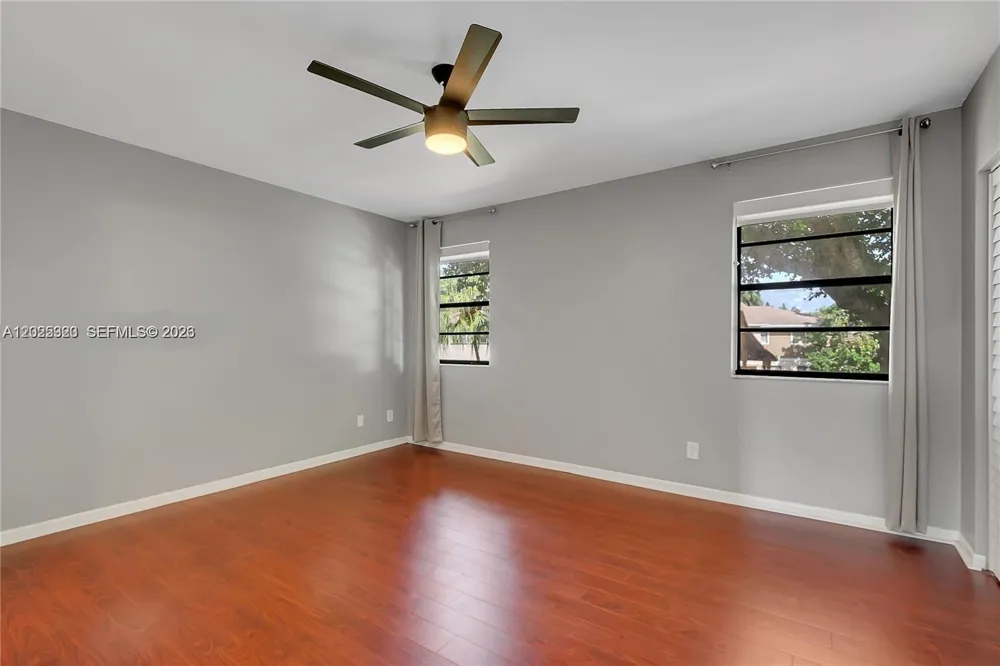 10719 NW 10th St Pembroke Pines, FL 33026
