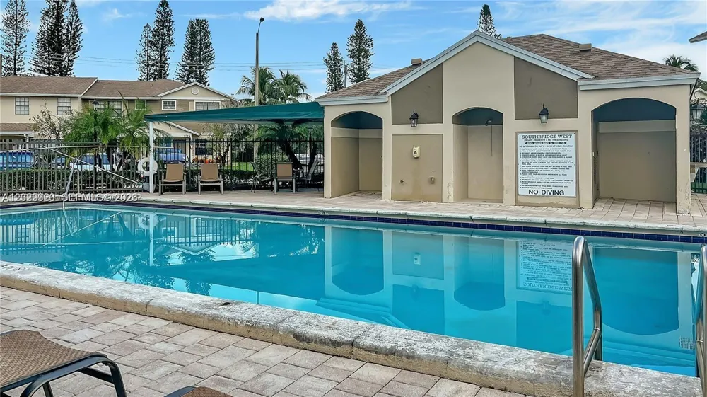 10719 NW 10th St Pembroke Pines, FL 33026