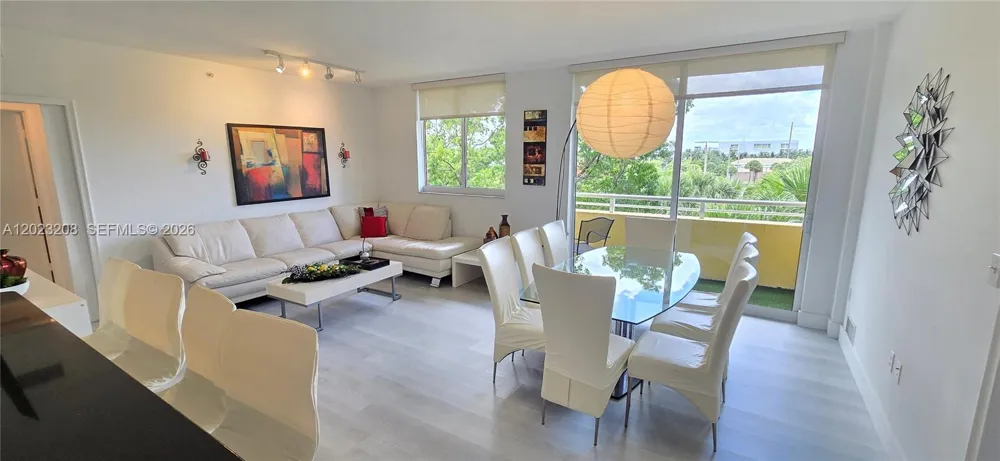 2775 NE 187th St #314 Aventura, FL 33180