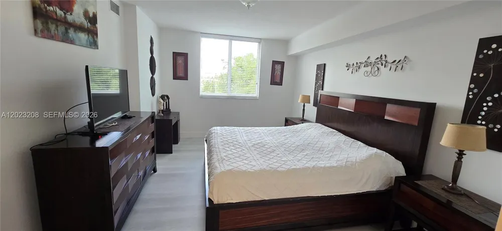 2775 NE 187th St #314 Aventura, FL 33180