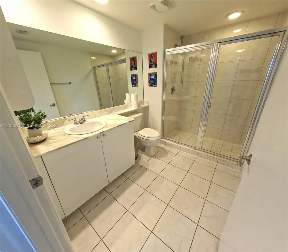 2775 NE 187th St #314 Aventura, FL 33180