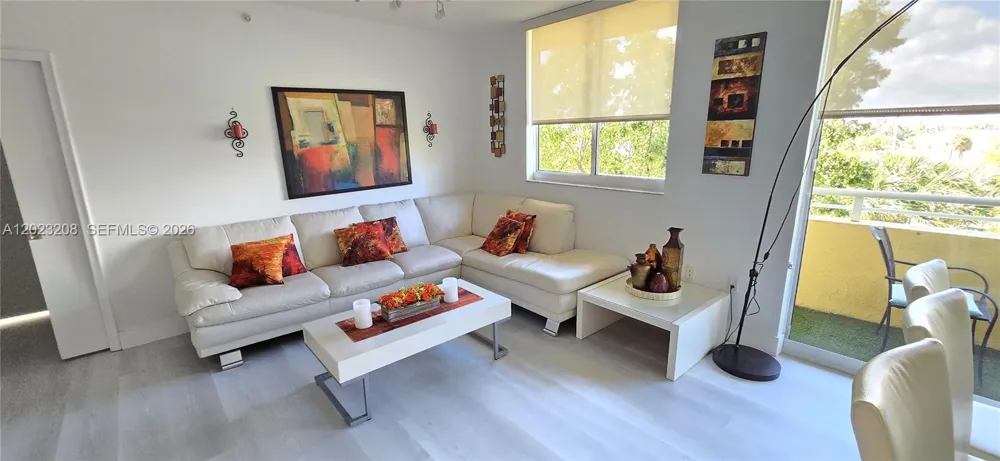 2775 NE 187th St #314 Aventura, FL 33180