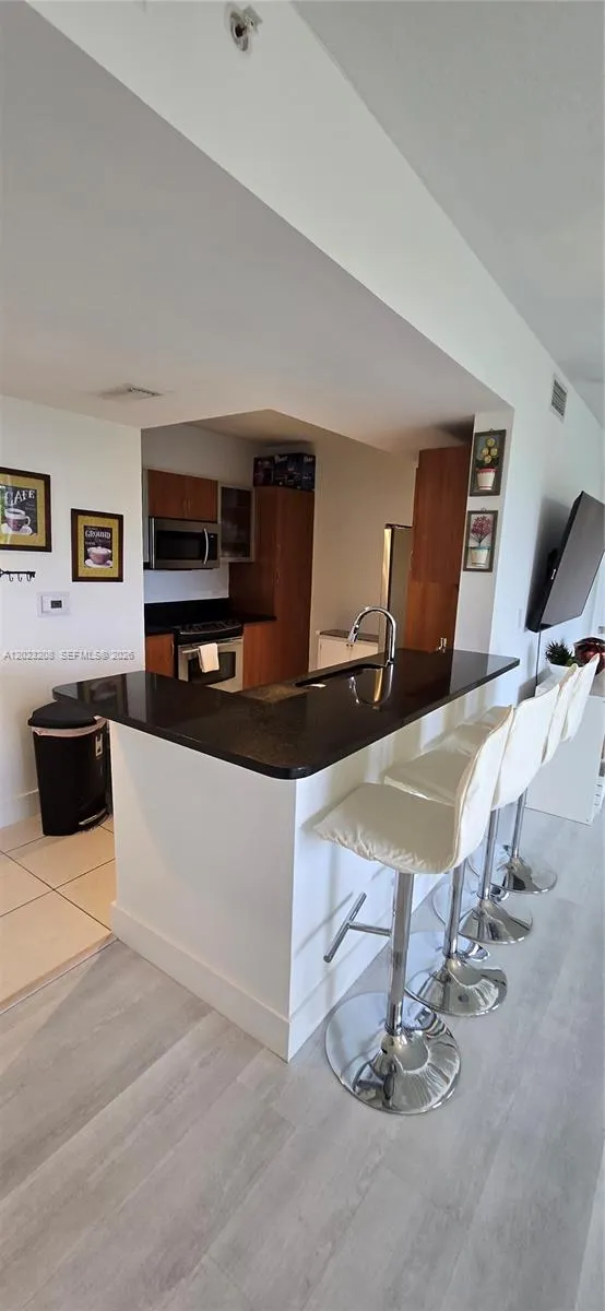 2775 NE 187th St #314 Aventura, FL 33180