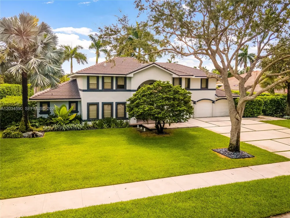 4242 SW 107th Way Davie, FL 33328