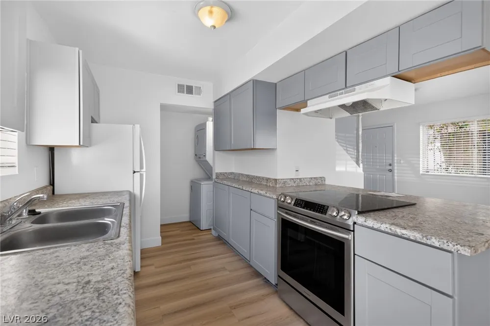 5125 Golden Lane #A Las Vegas, NV 89119
