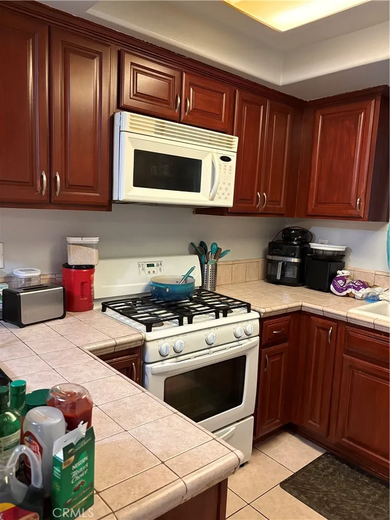 1509 Stanley #110 Long Beach, CA 90804