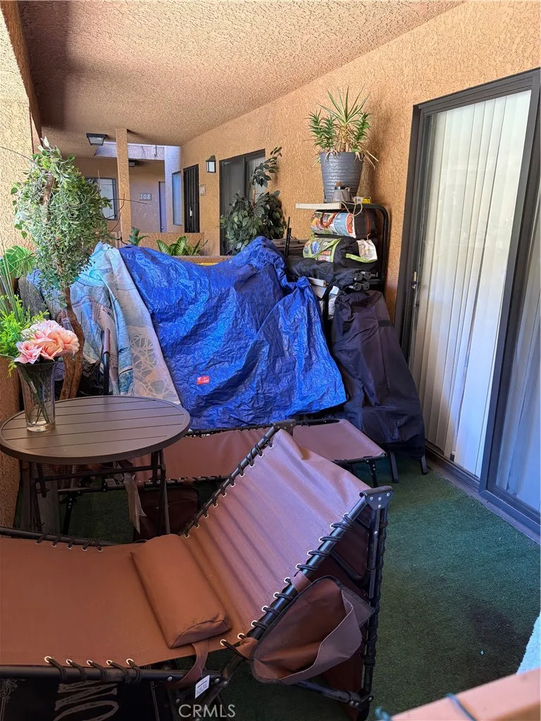 1509 Stanley #110 Long Beach, CA 90804