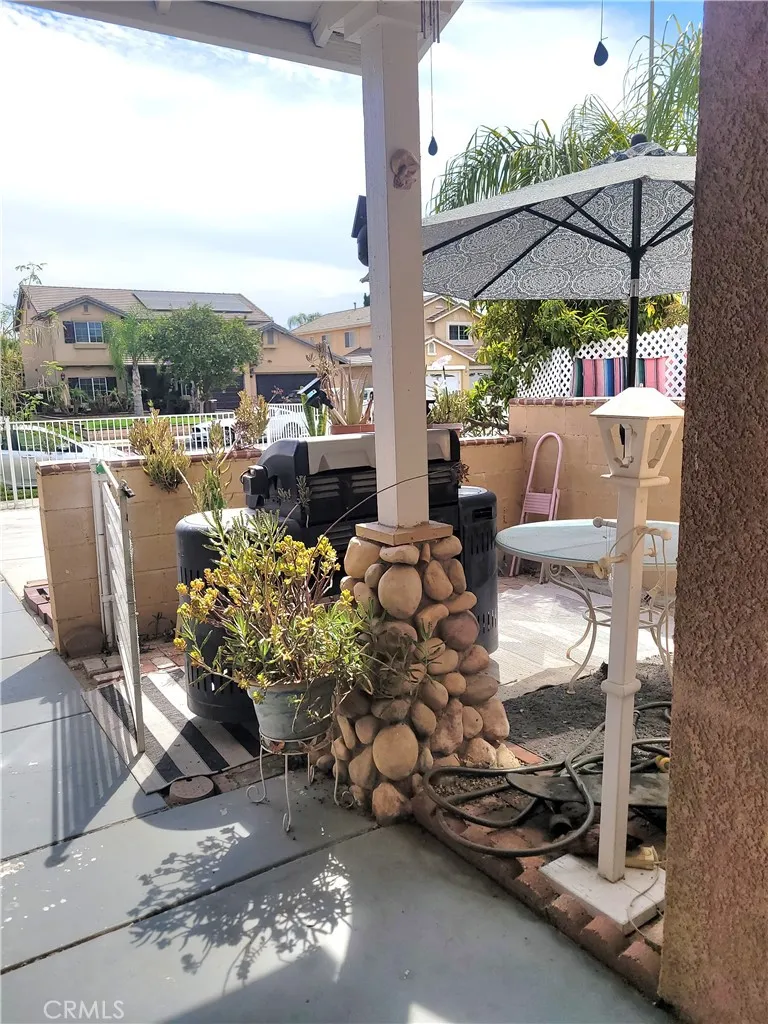 2130 Willowbrook Perris, CA 92571