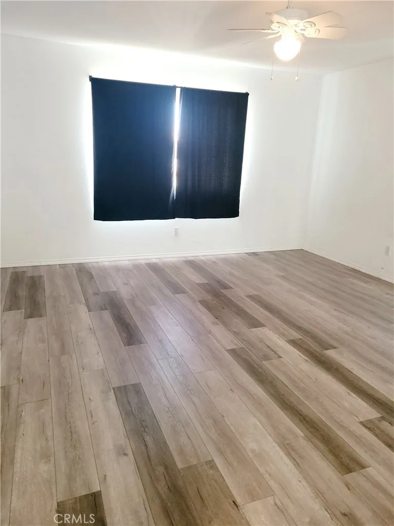 2130 Willowbrook Perris, CA 92571