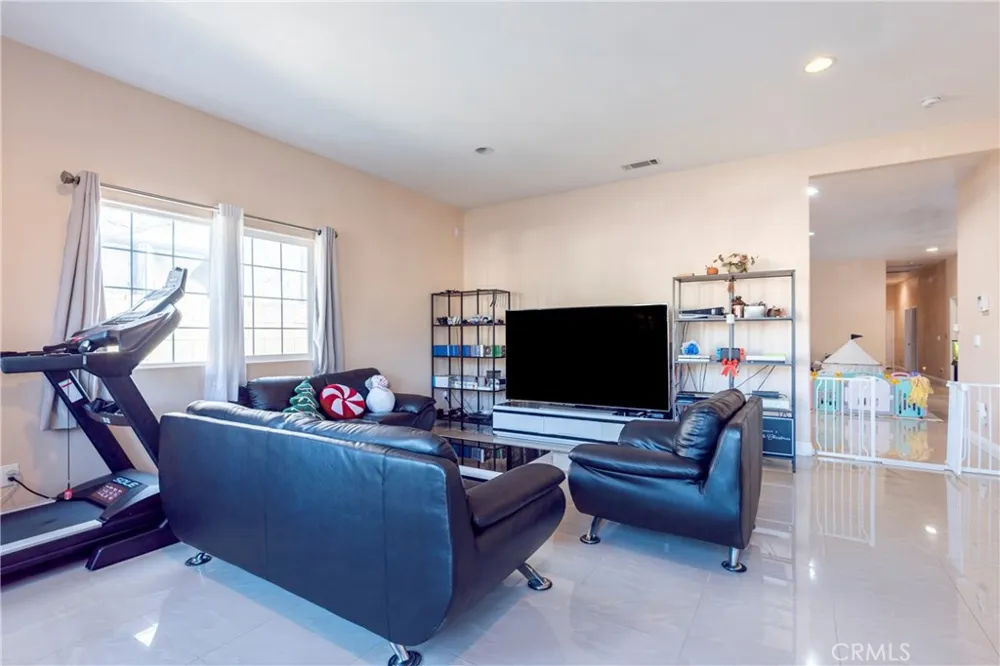 3839 Idaho Baldwin Park, CA 91706