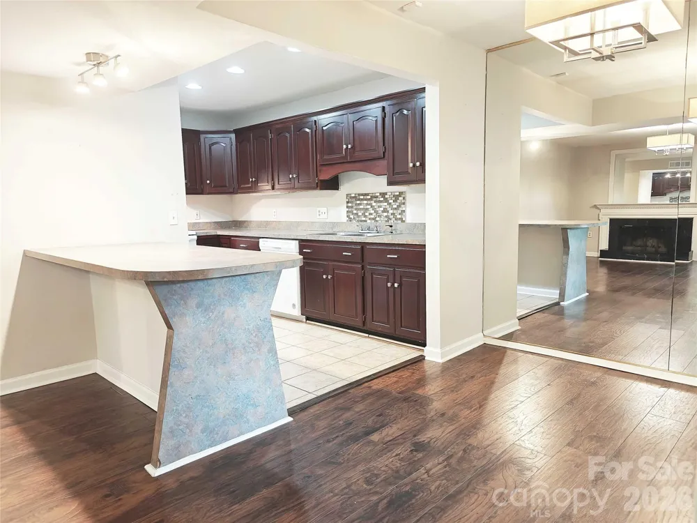 4948 Sardis Road #C Charlotte, NC 28270