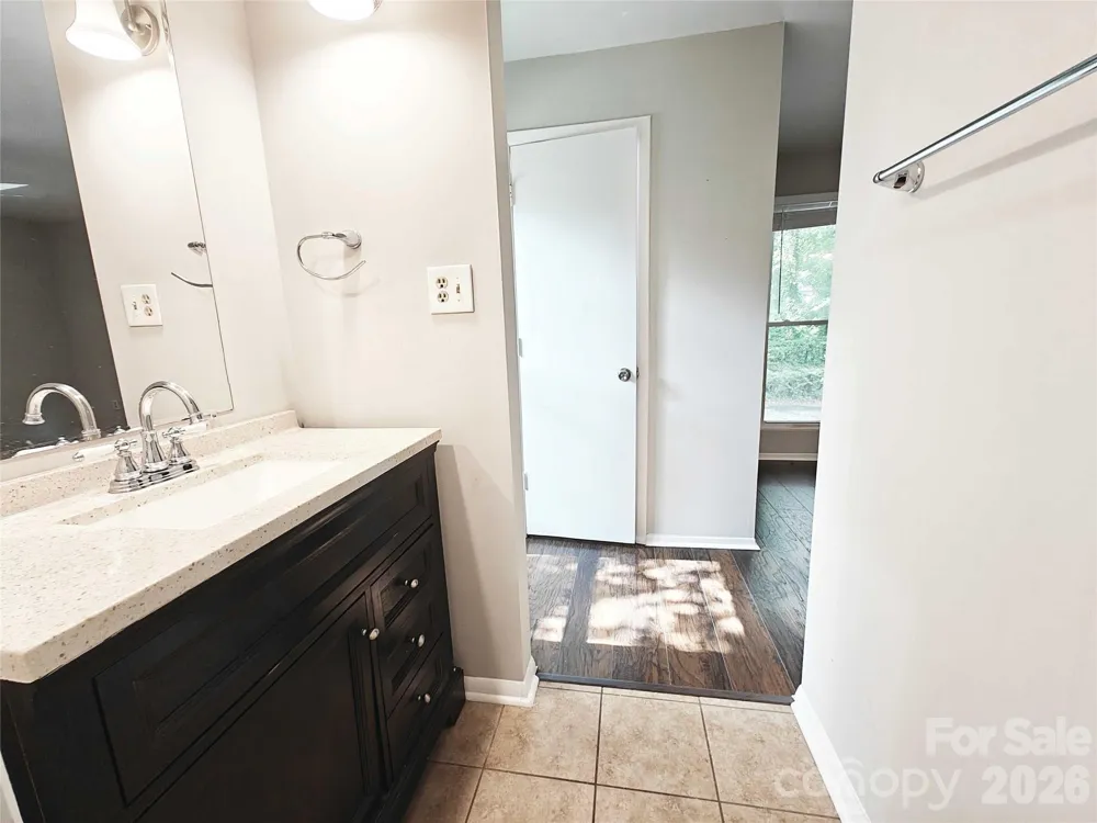 4948 Sardis Road #C Charlotte, NC 28270