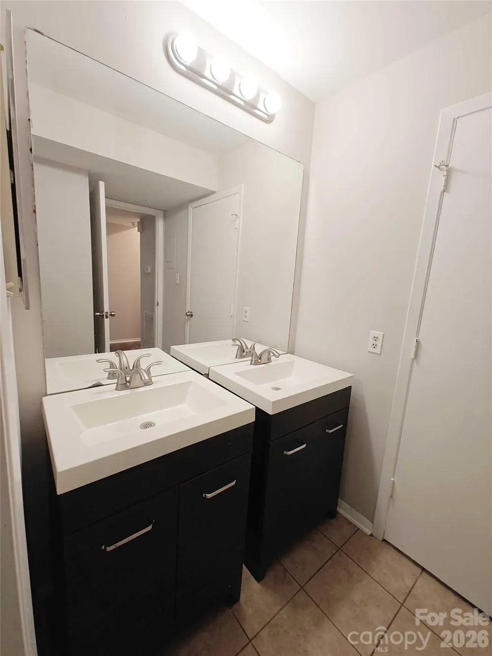 4948 Sardis Road #C Charlotte, NC 28270