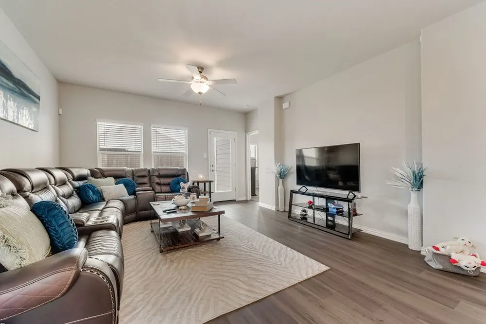 972 Tulip Trail Lavon, TX 75166