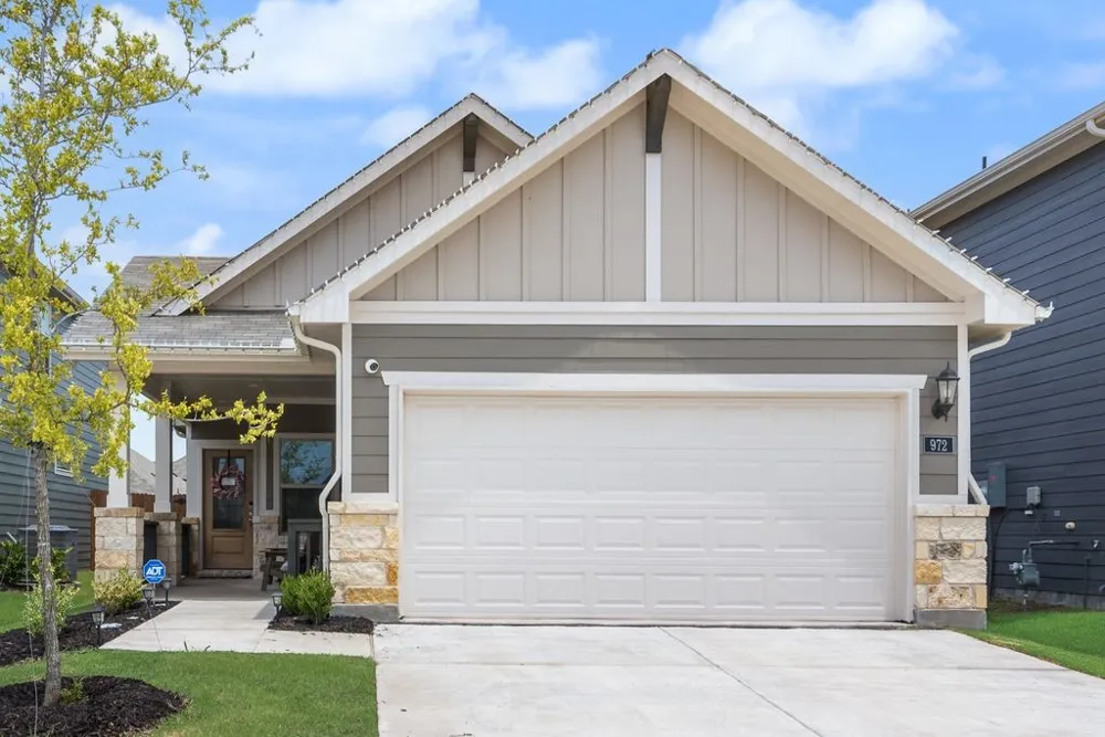 972 Tulip Trail Lavon, TX 75166