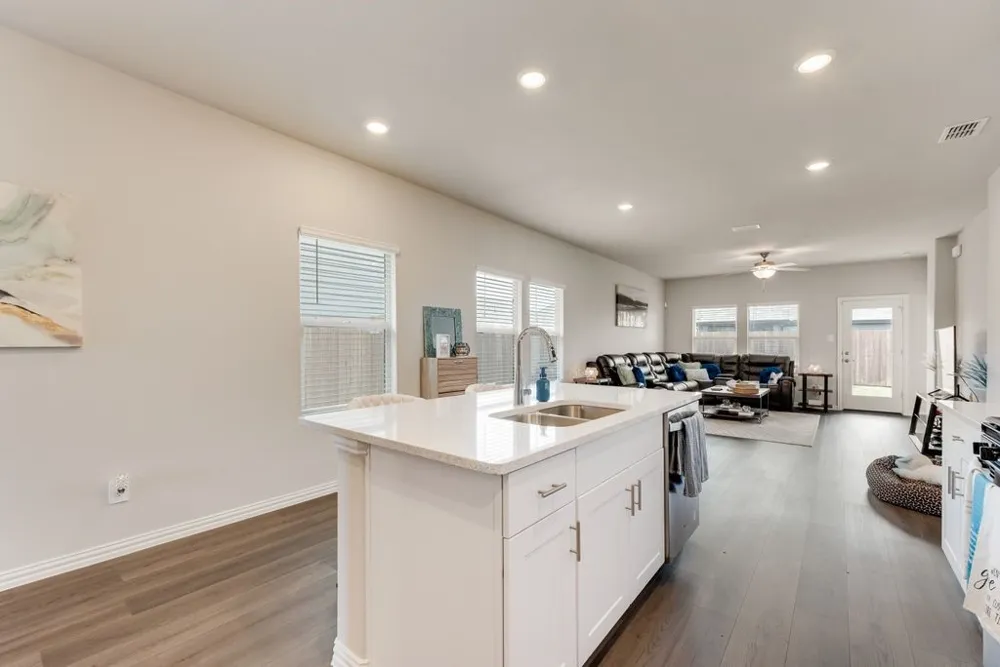 972 Tulip Trail Lavon, TX 75166