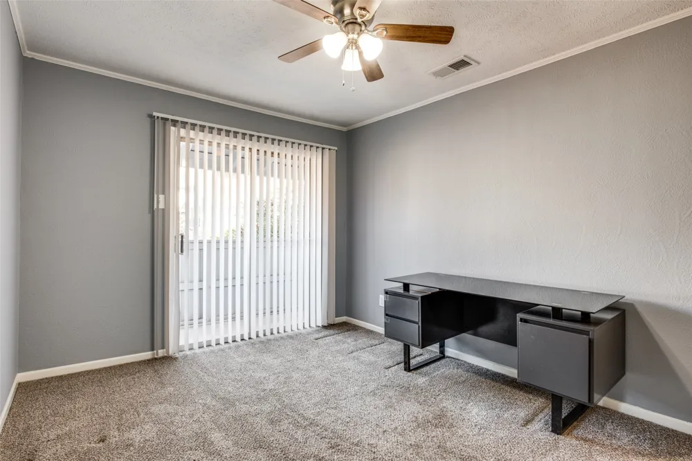 4317 Hartford Street #214 Dallas, TX 75219