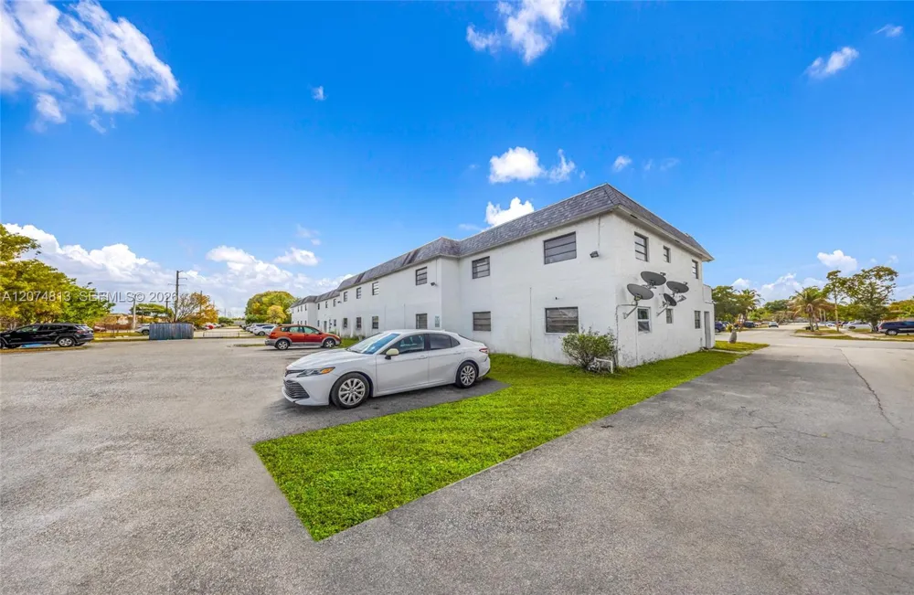 301 NW 32nd Ct #1-46 Pompano Beach, FL 33064
