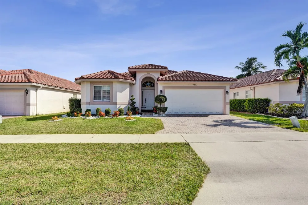 7572 Parkside Lane Margate, FL 33063