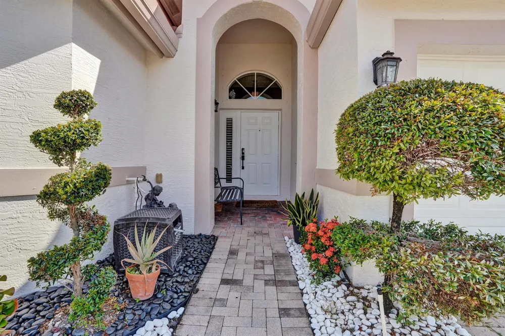 7572 Parkside Lane Margate, FL 33063
