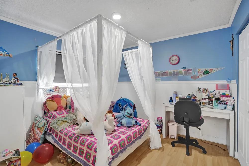 7572 Parkside Lane Margate, FL 33063