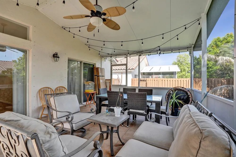 7572 Parkside Lane Margate, FL 33063