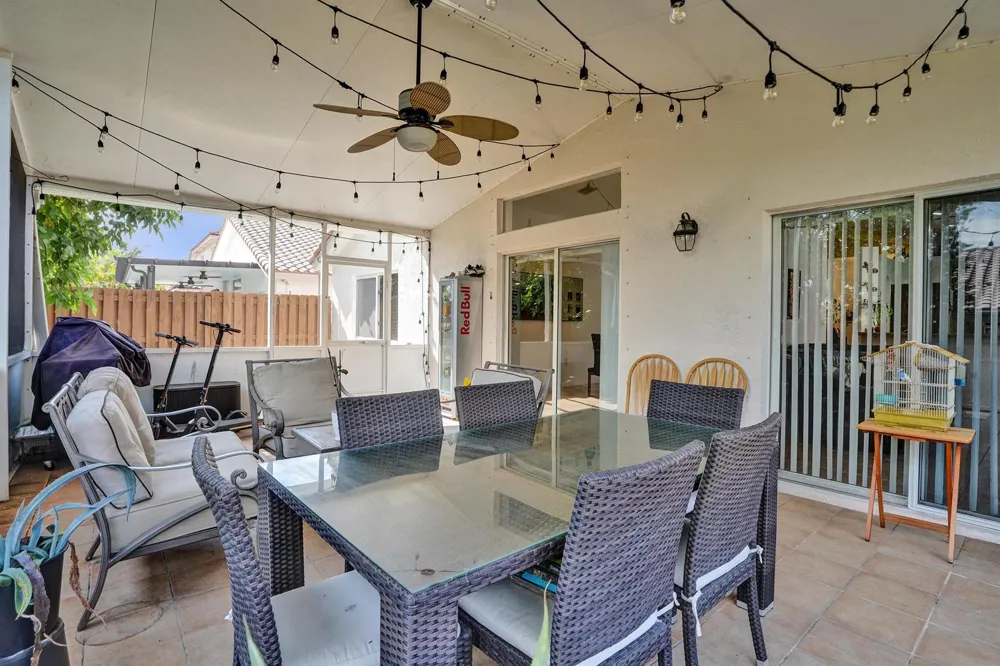 7572 Parkside Lane Margate, FL 33063