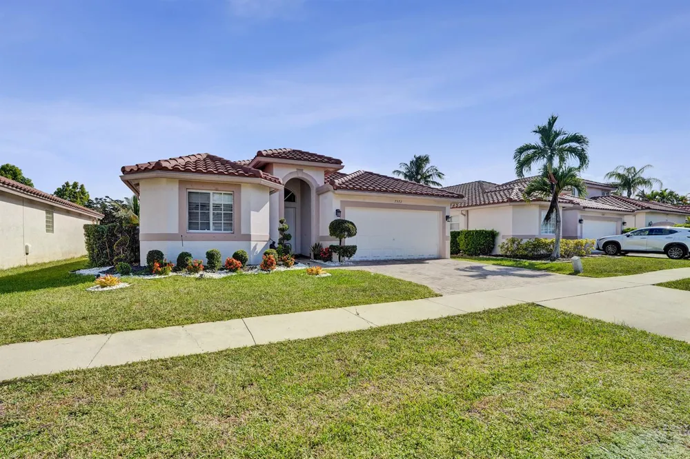 7572 Parkside Lane Margate, FL 33063
