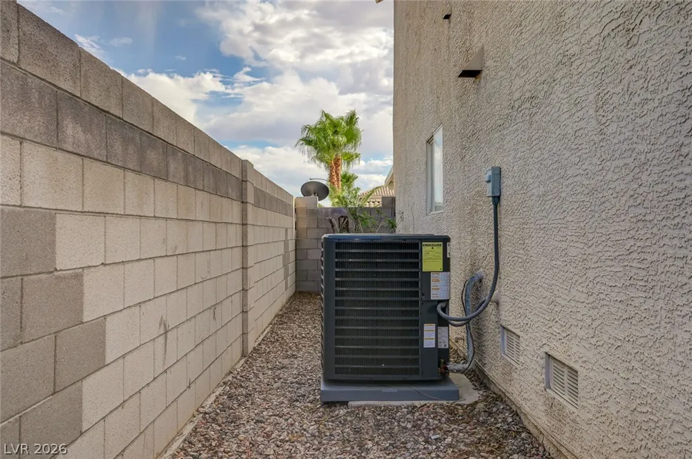 8403 Opulent Avenue Las Vegas, NV 89147