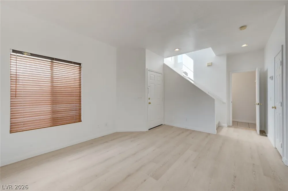 8403 Opulent Avenue Las Vegas, NV 89147