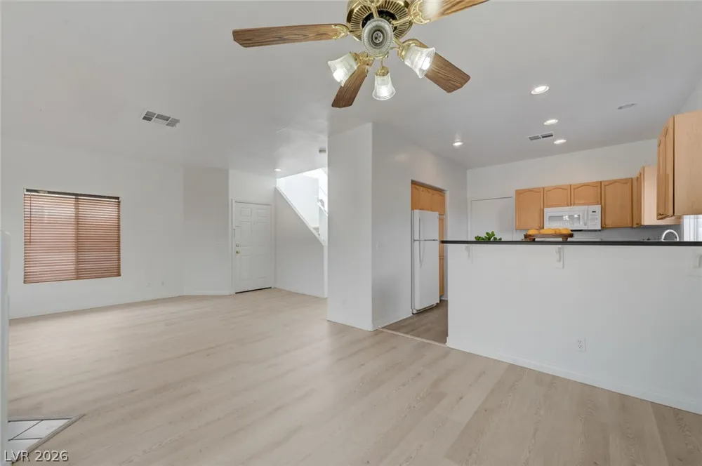 8403 Opulent Avenue Las Vegas, NV 89147
