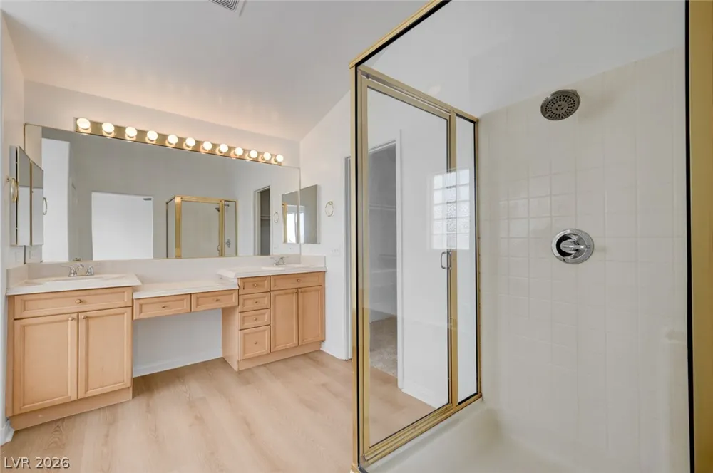 8403 Opulent Avenue Las Vegas, NV 89147