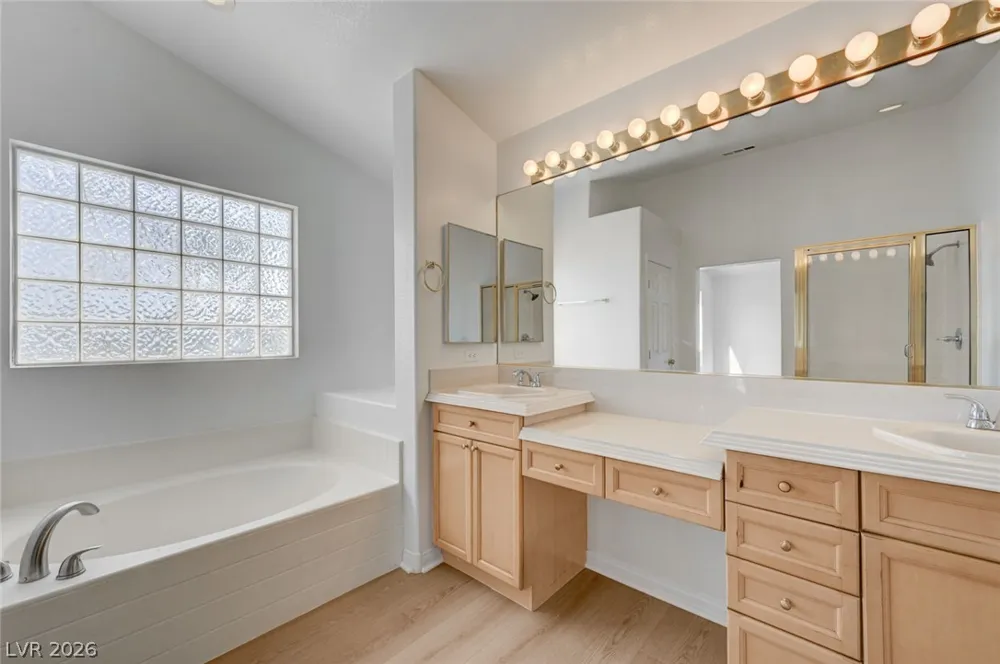 8403 Opulent Avenue Las Vegas, NV 89147