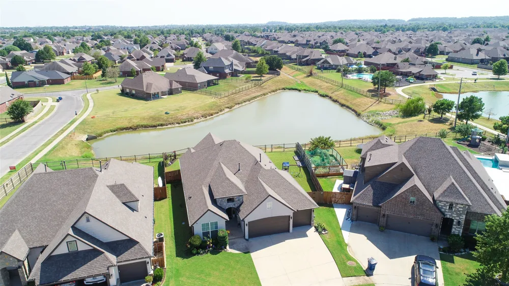 18506 E 46th Place Tulsa, OK 74134