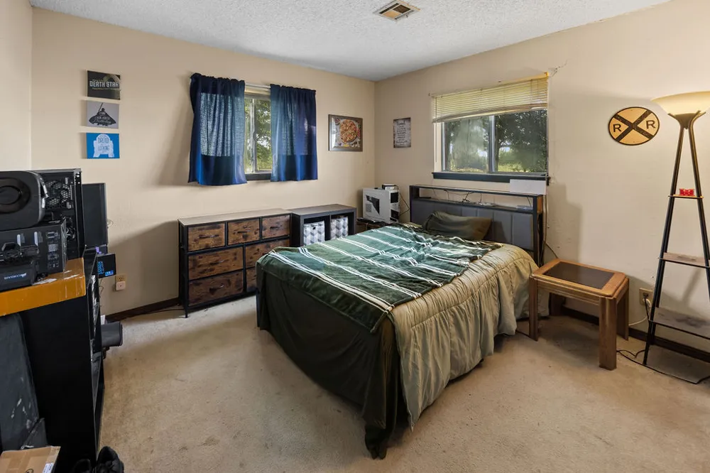 2688 W 627 Chouteau, OK 74337