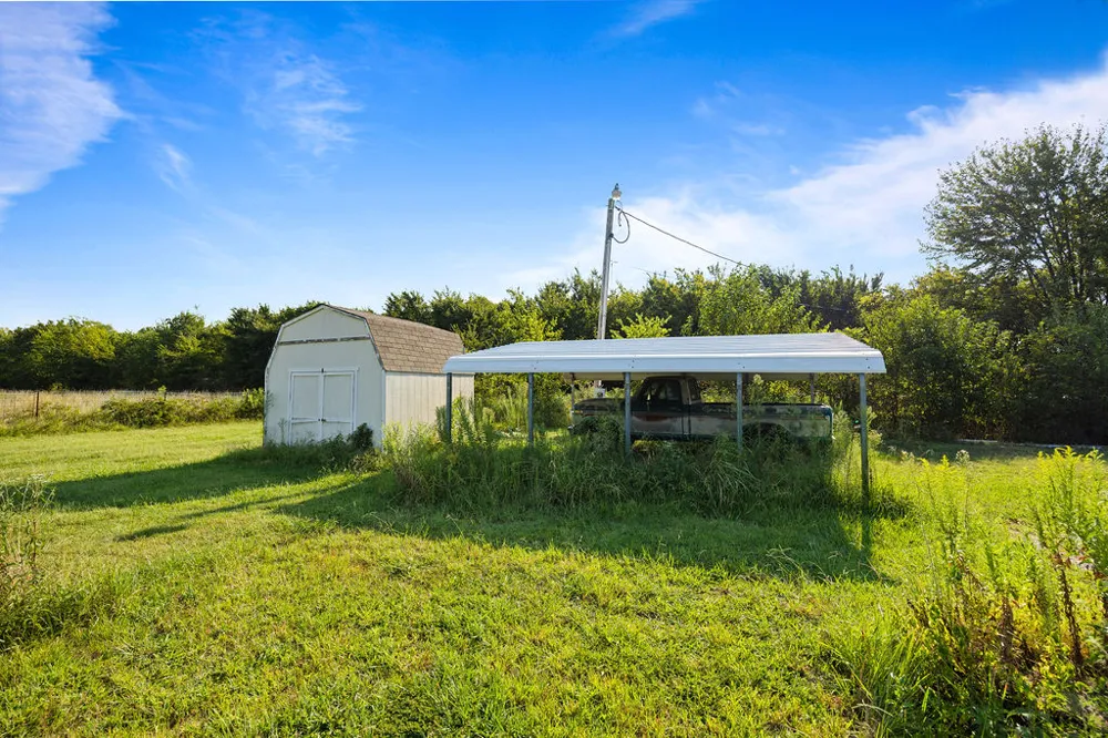 2688 W 627 Chouteau, OK 74337