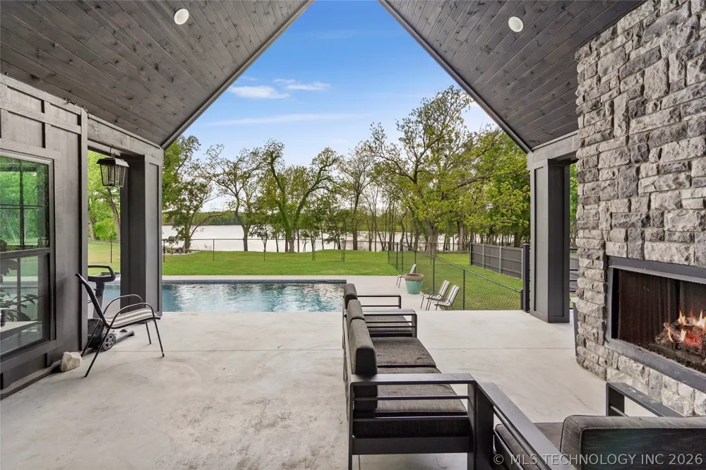 3800 E 482 LANE Pryor, OK 74361