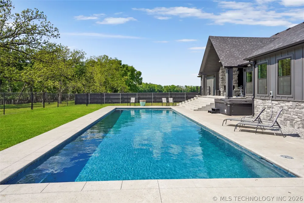 3800 E 482 LANE Pryor, OK 74361