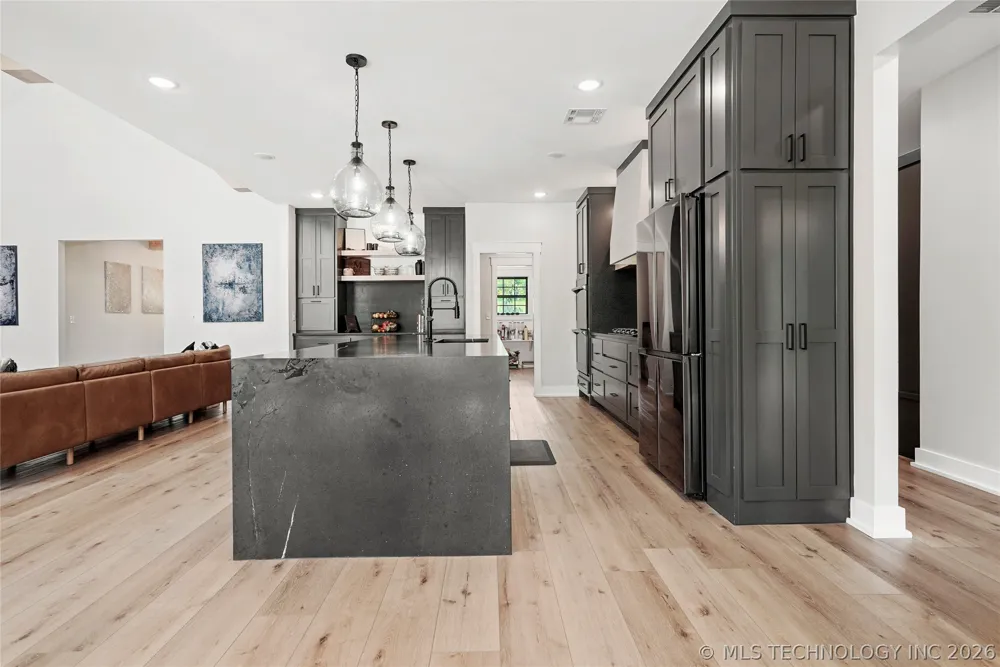 3800 E 482 LANE Pryor, OK 74361