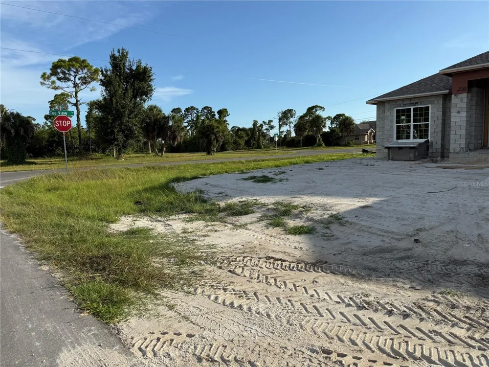 2 TEE VIEW ROAD Rotonda West, FL 33947