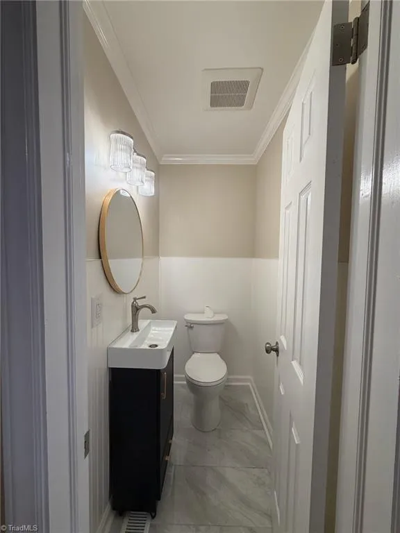 2701 Tudor Road Winston-Salem, NC 27106